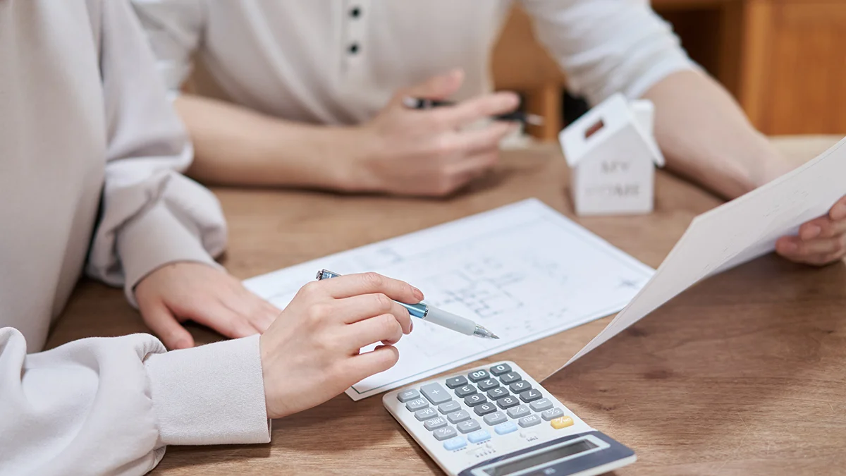 5 Ways to Spend Less Money