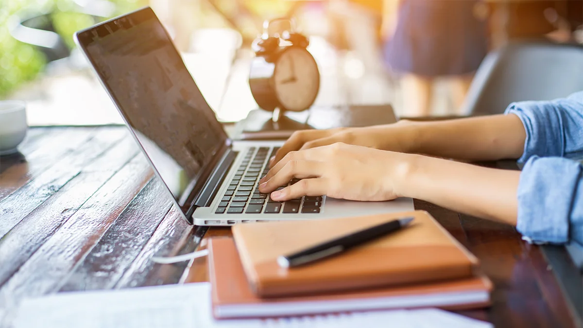 Profitable Side Hustles That I Love