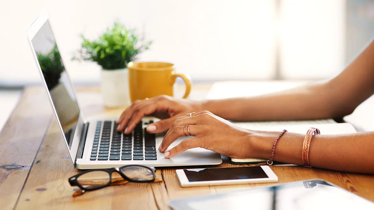 When Should I Use AI for Money and Life?